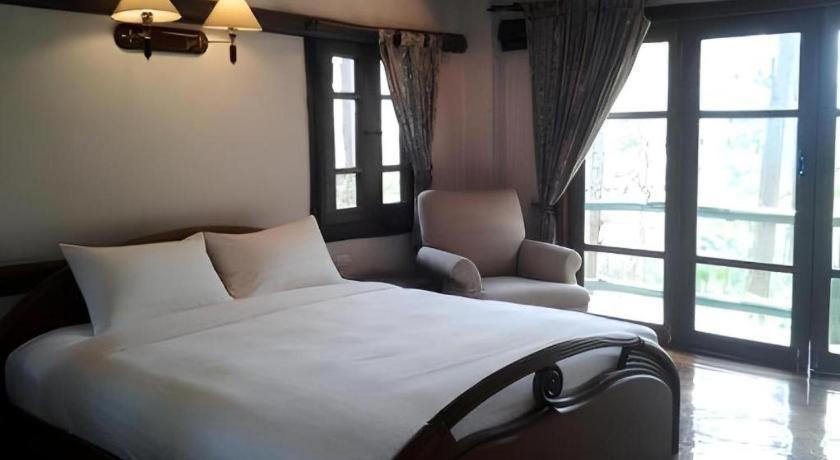 Chiangkham Luang Resort Чианг Дао Экстерьер фото