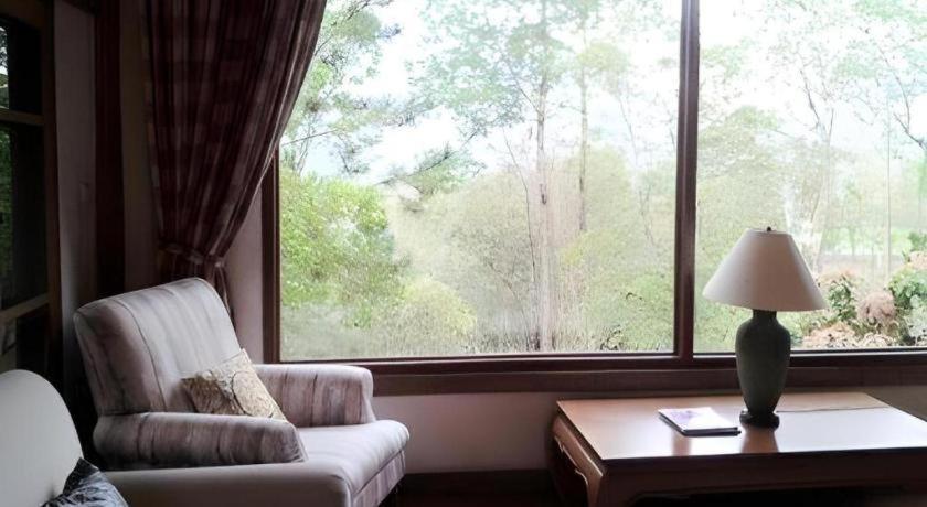Chiangkham Luang Resort Чианг Дао Экстерьер фото