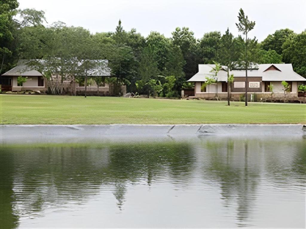 Chiangkham Luang Resort Чианг Дао Экстерьер фото