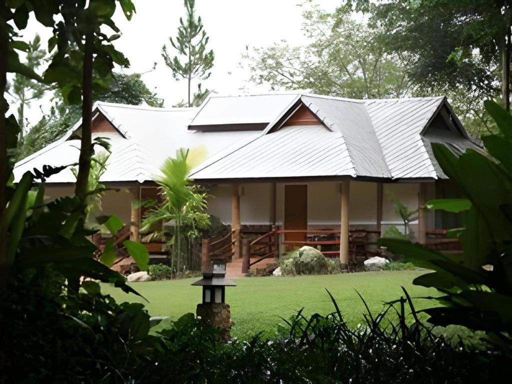 Chiangkham Luang Resort Чианг Дао Экстерьер фото